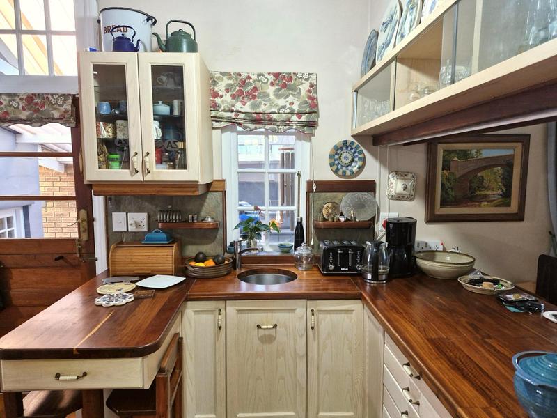 4 Bedroom Property for Sale in Rondebosch Western Cape